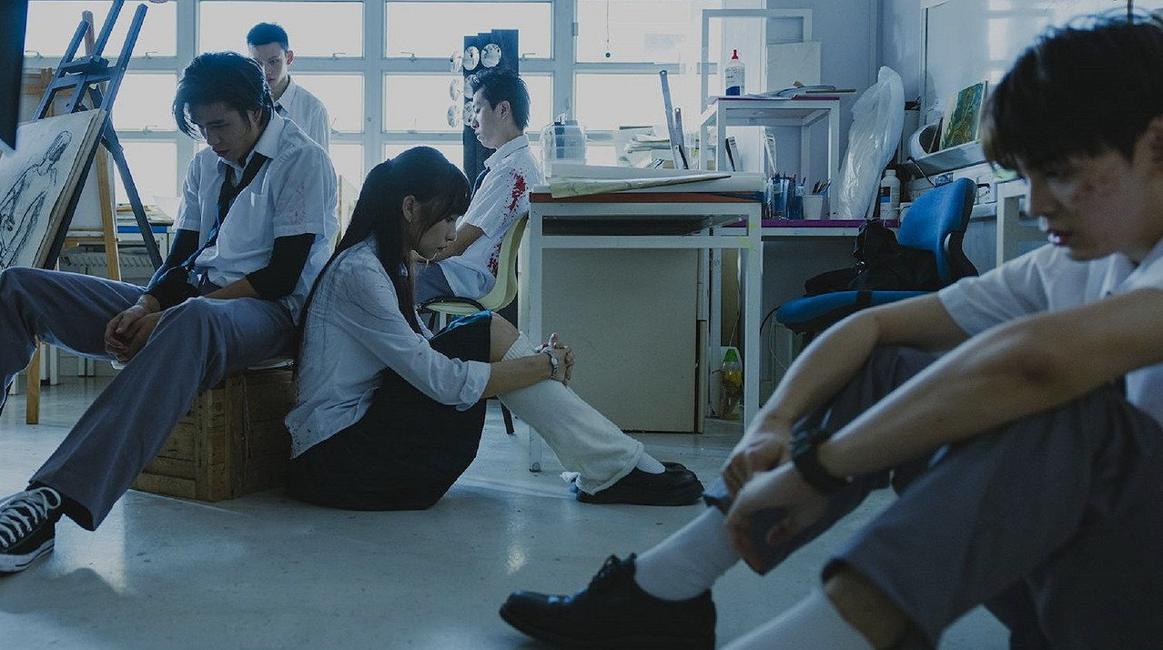 เมื่อ 'อ่านไม่ตอบ' คือจุดจบของชีวิต: รีวิวซีรีส์สยองขวัญยุคโซเชียลที่บีบหัวใจ